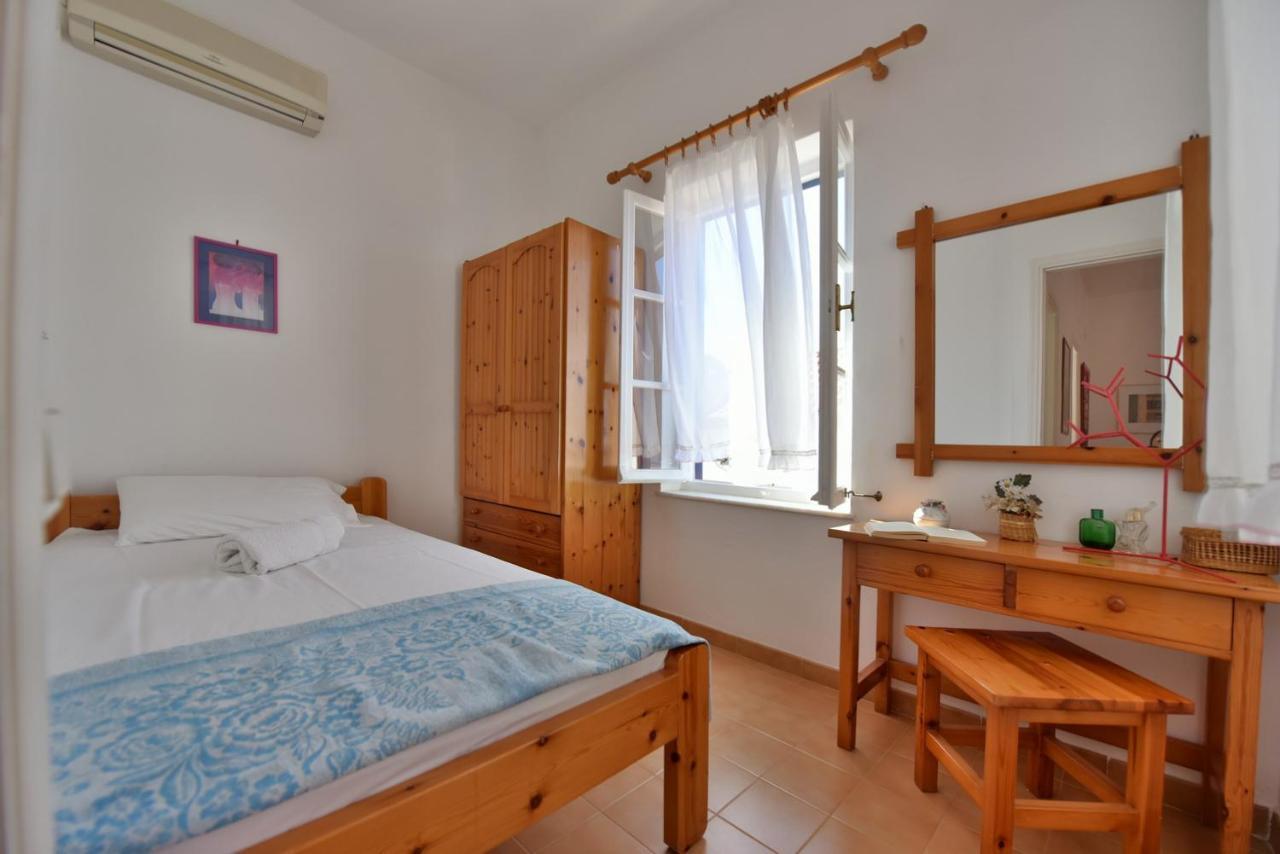 Options House Villa Hydra  Buitenkant foto