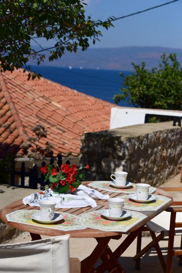 Options House Villa Hydra  Buitenkant foto